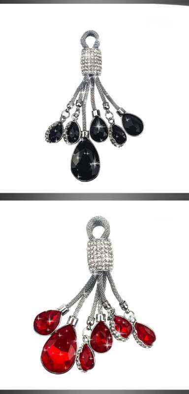 Car Diamond Car Crystal Keychain Pendant_autovado.com